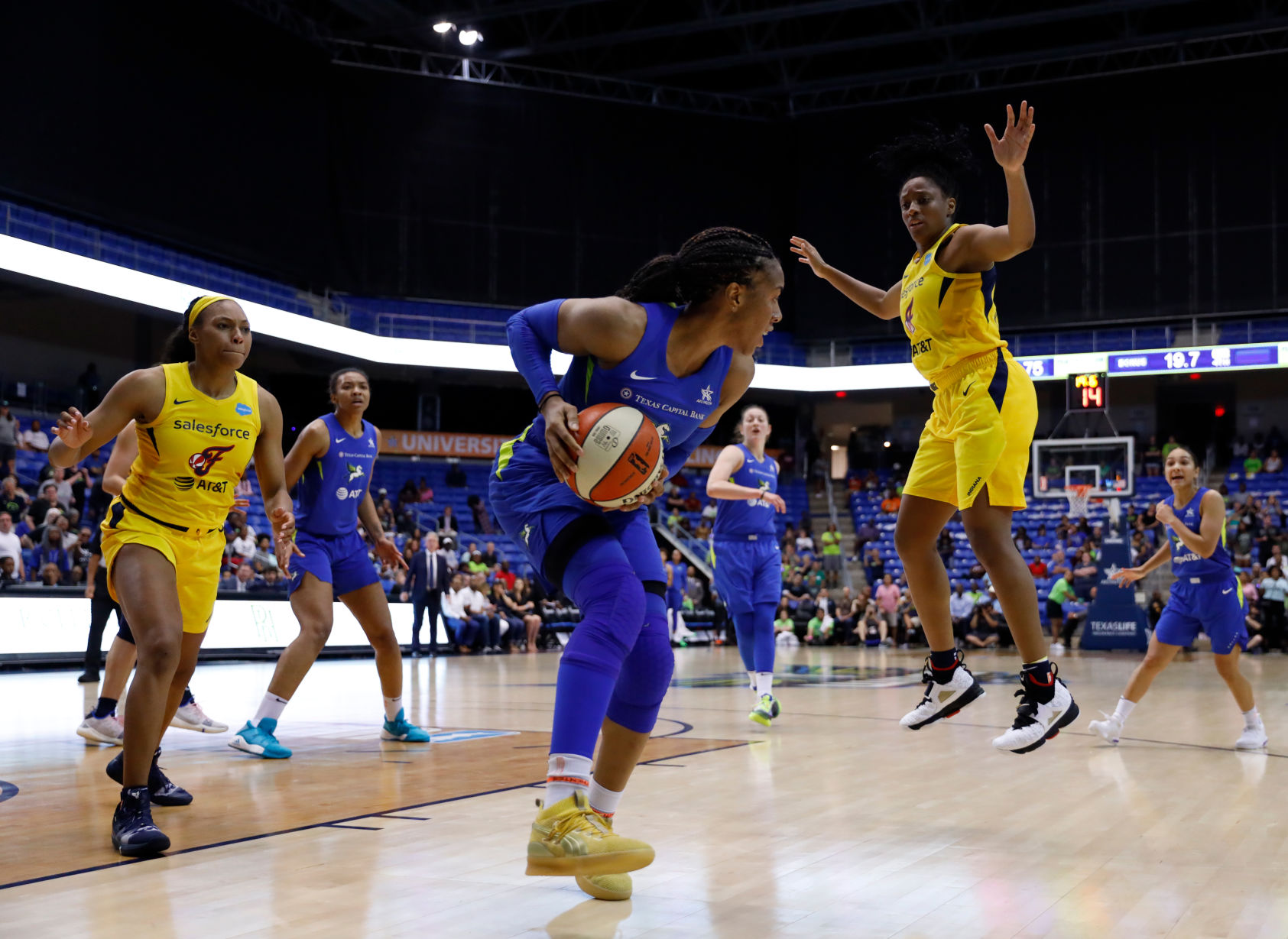 Dallas Wings lose fifth straight game